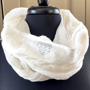American Eagle Outfitters Infinity Scarf